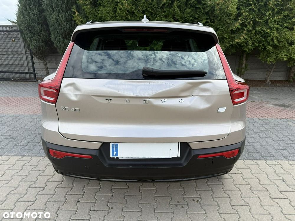 Volvo XC 40 - 5