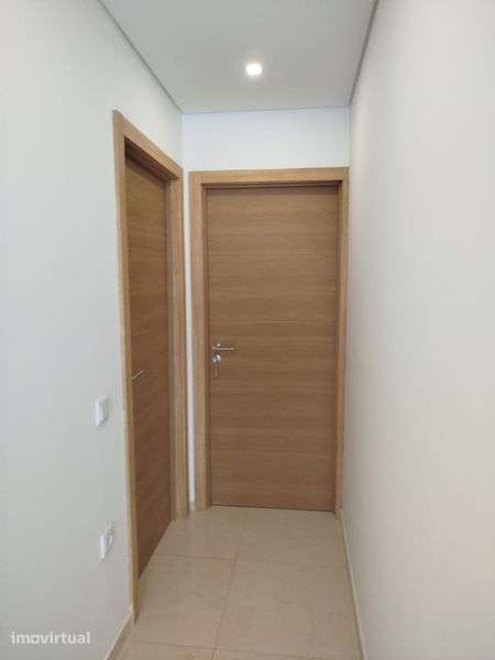 Andar moradia tipo T2 - Grande imagem: 5/11