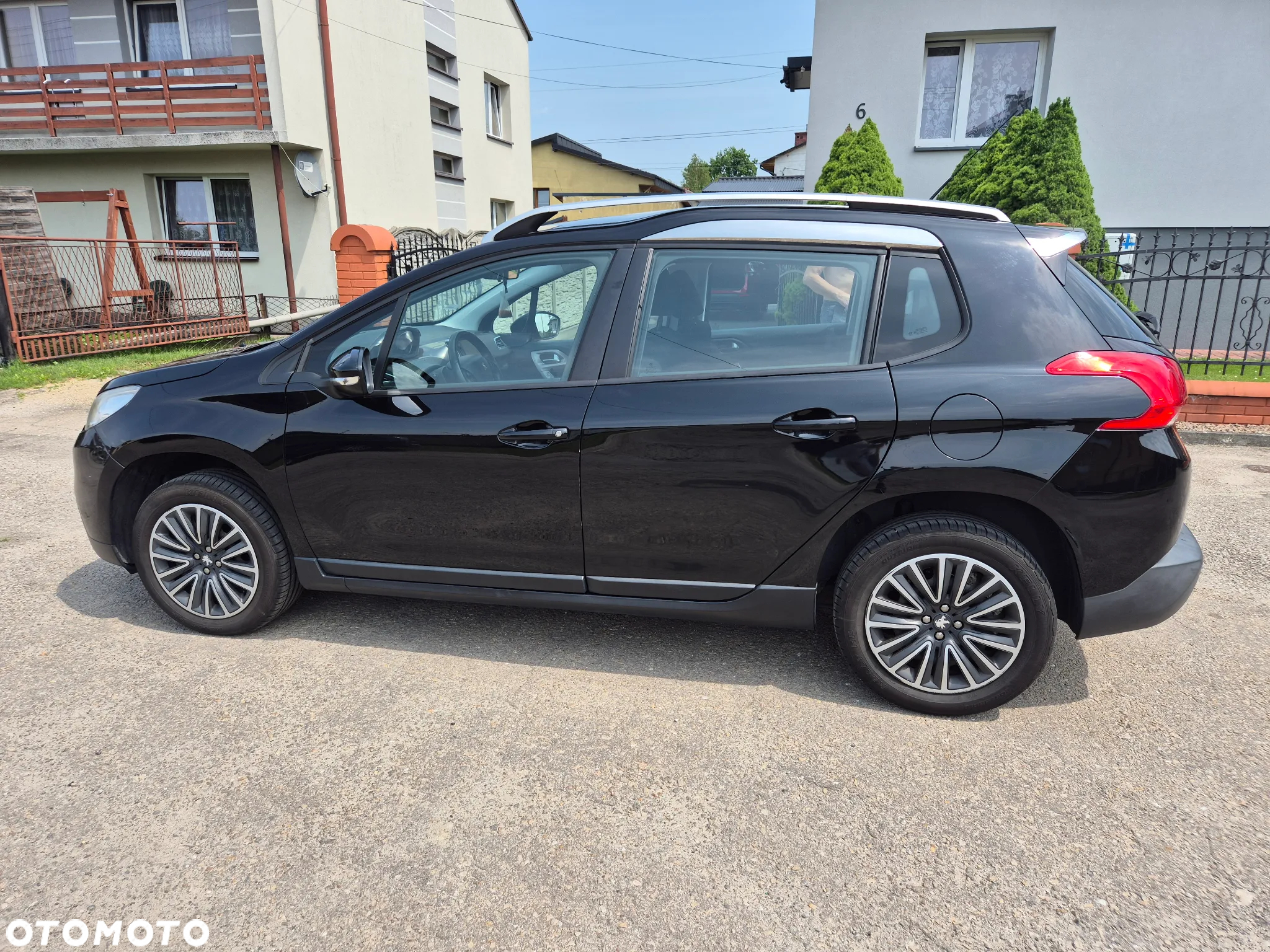 Peugeot 2008 - 7