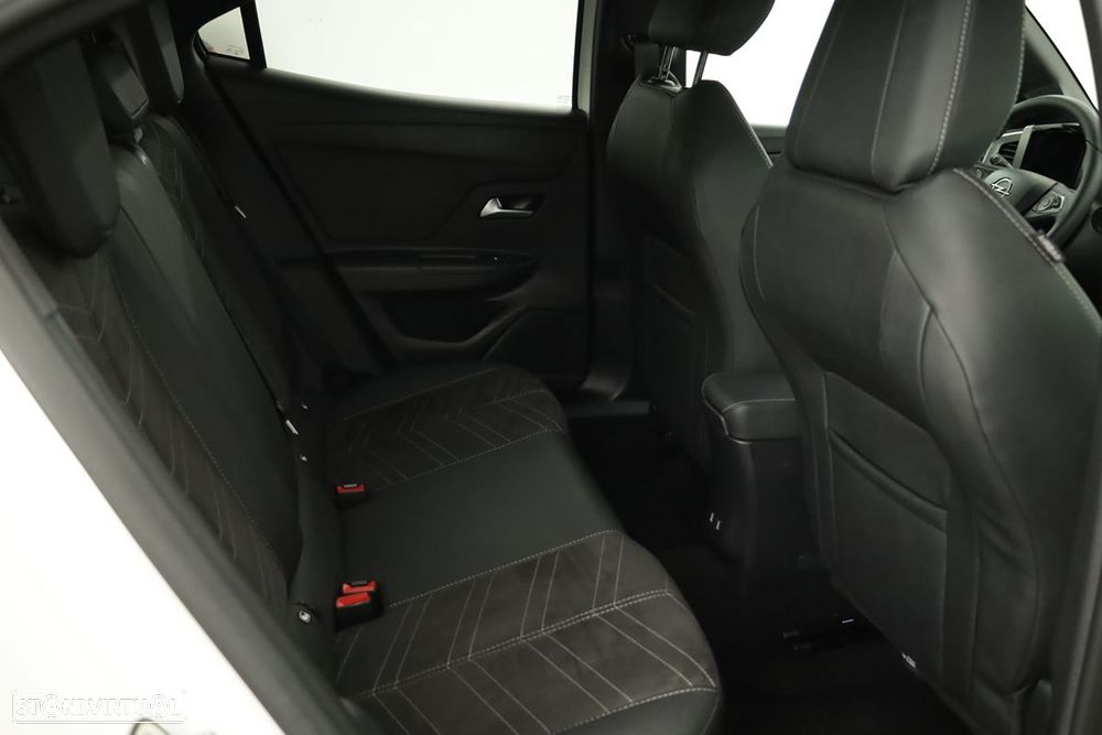 Opel Mokka 1.2 T Ultimate AT - 22