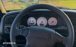 Volkswagen Passat - 15
