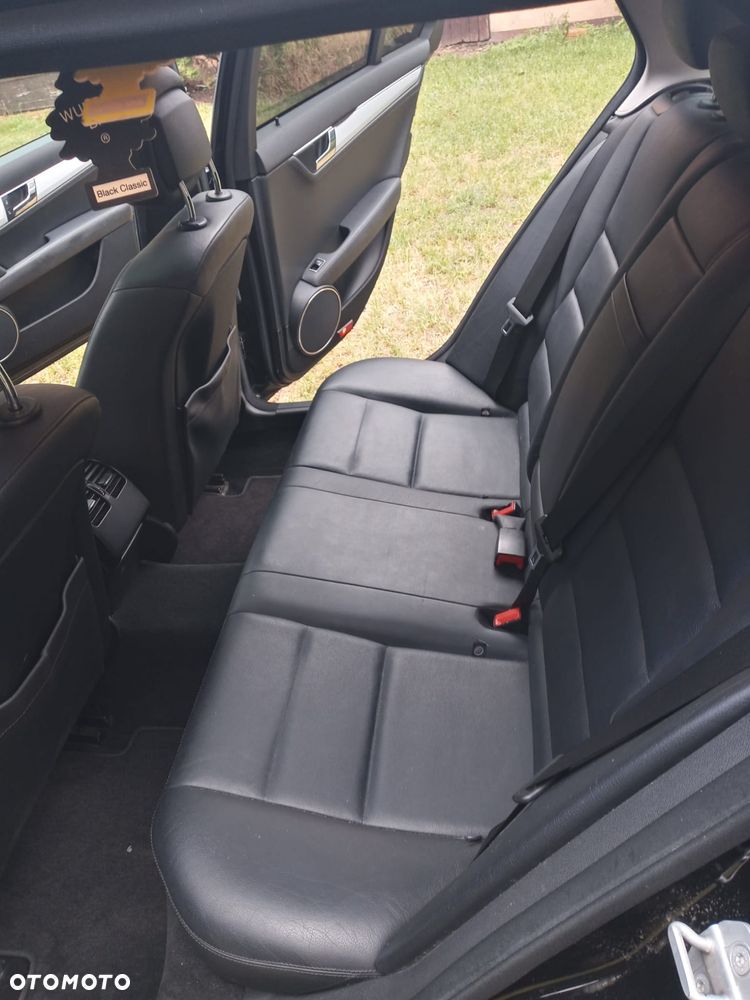 Mercedes-Benz Klasa C 220 CDI DPF Automatik BlueEFFICIENCY - 9