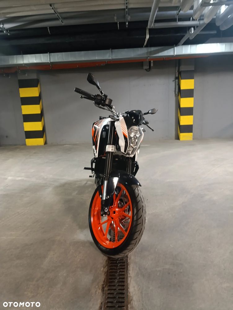 KTM Duke - 11