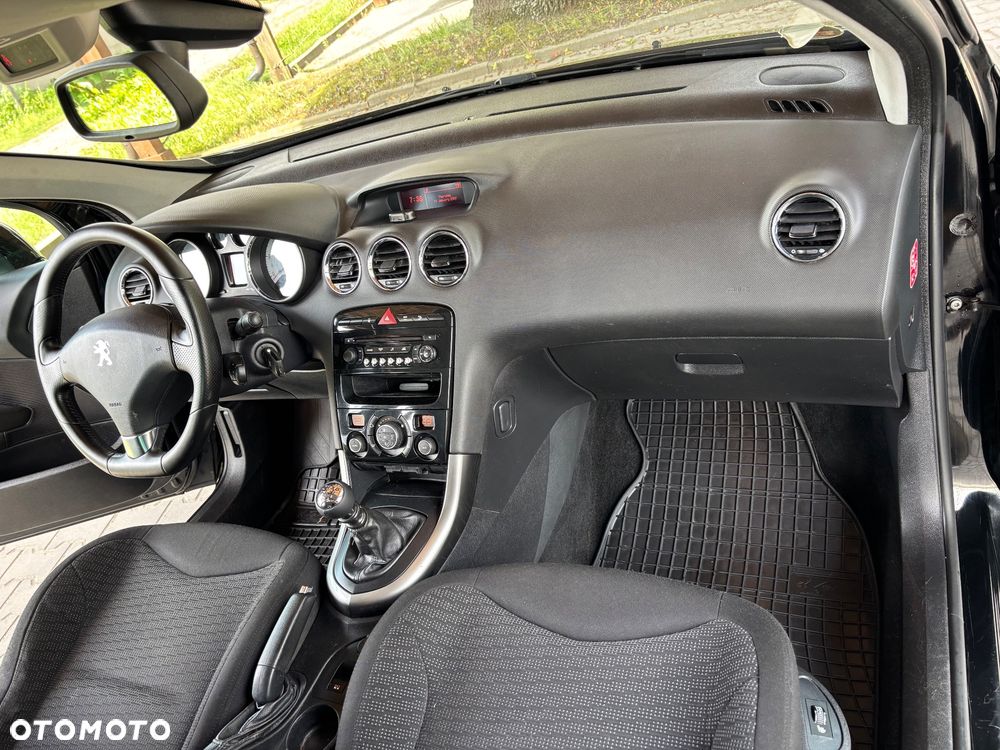 Peugeot 308 HDi FAP 150 Business Line Niveau 2 - 17