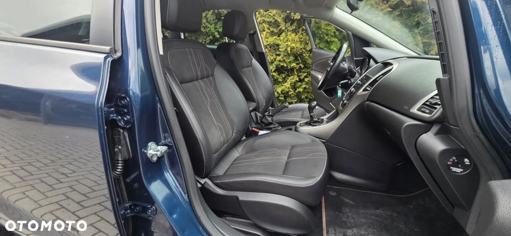 Opel Astra 1.6 Turbo 150 Jahre - 35