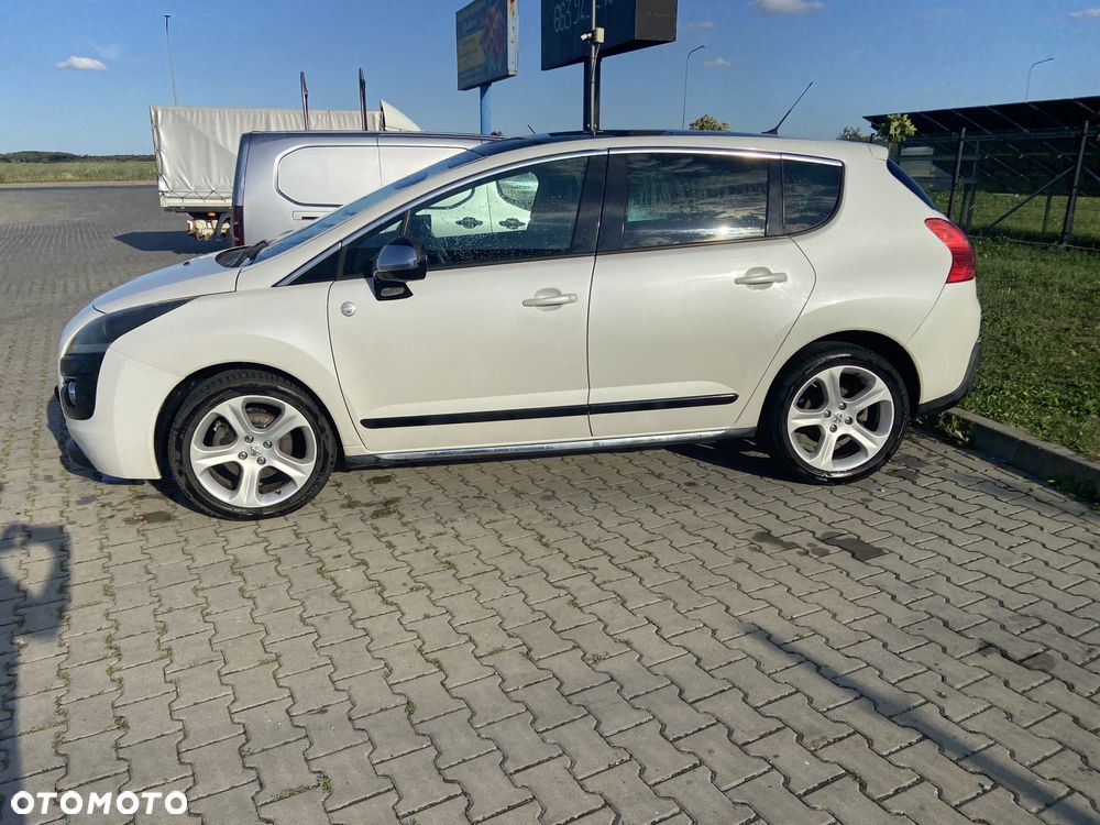Peugeot 3008 HDi FAP 150 Roland Garros - 6