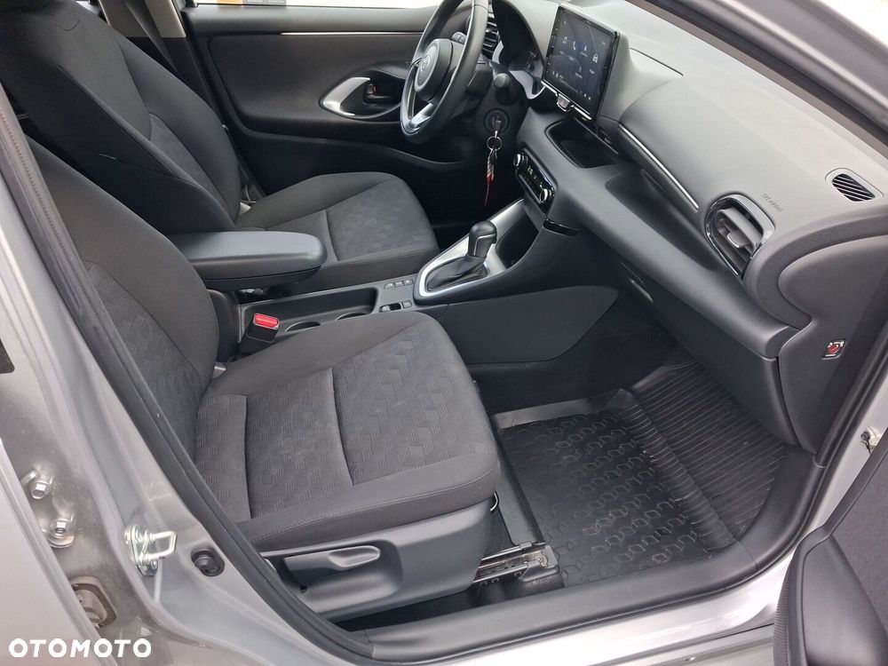 Toyota Yaris - 11