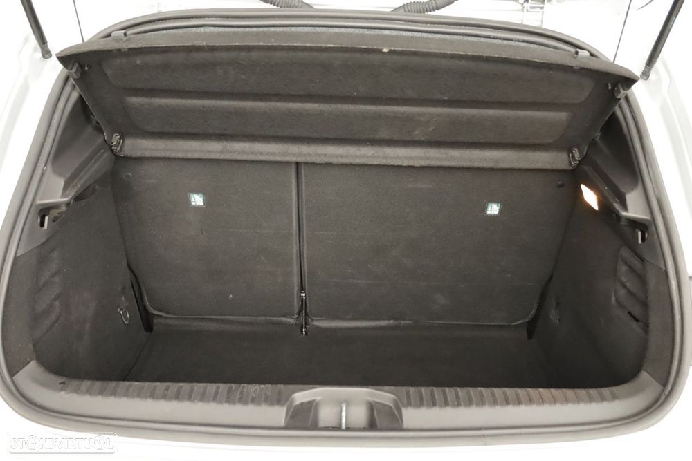 Renault Clio 1.0 TCe Techno Bi-Fuel - 25
