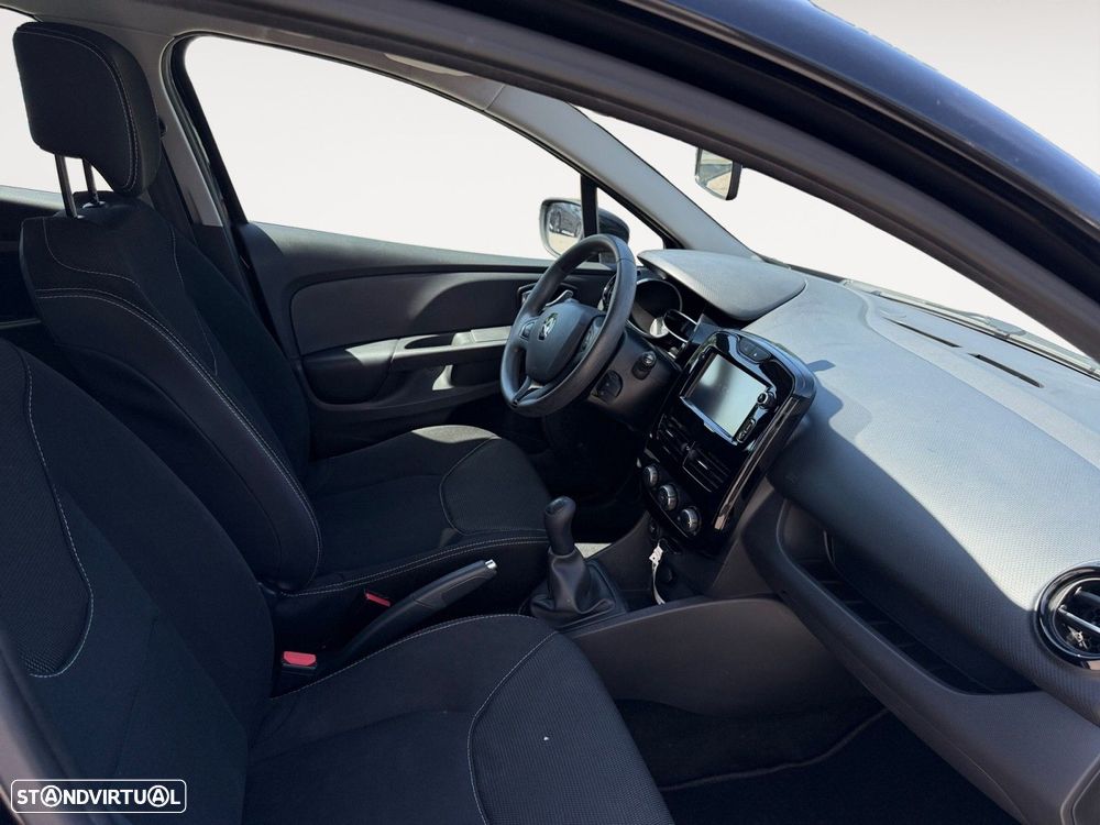 Renault Clio Sport Tourer - 15