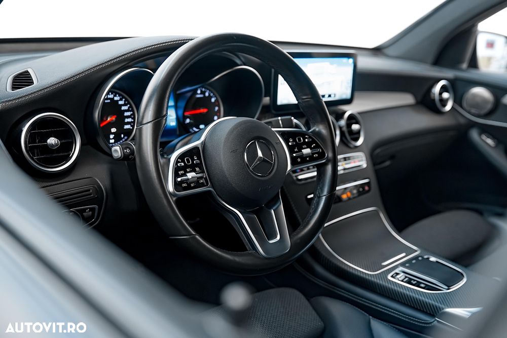 Mercedes-Benz GLC 300 e 4MATIC - 10