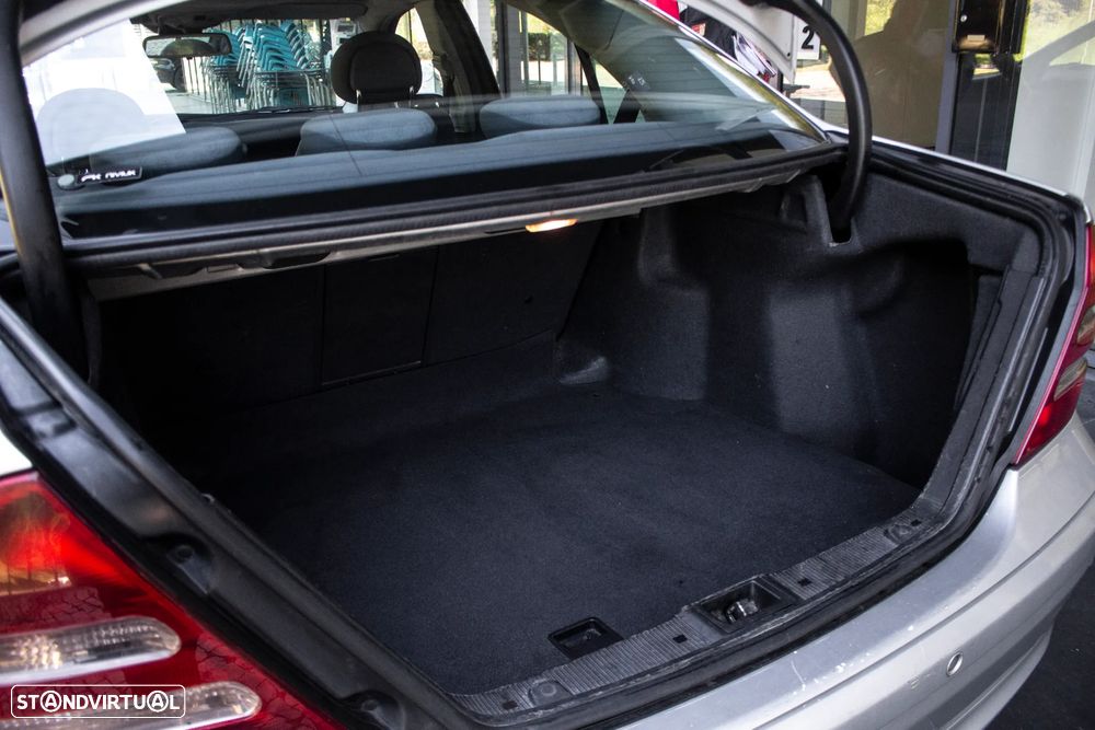 Mercedes-Benz C 220 - 27
