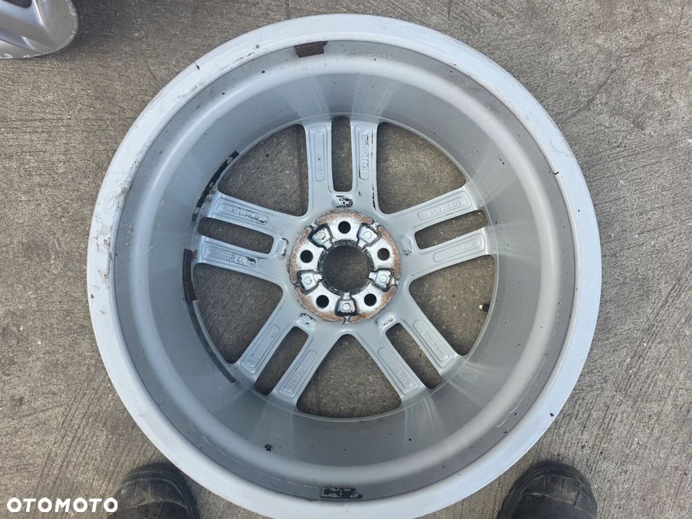 FELGA FELGI VW SKODA SEAT AUDI A1 8X 5X100 7.5J R17 ET36 8X06010256K 6/26 - 7