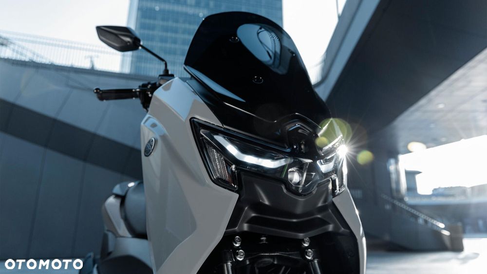 Yamaha NMAX - 9