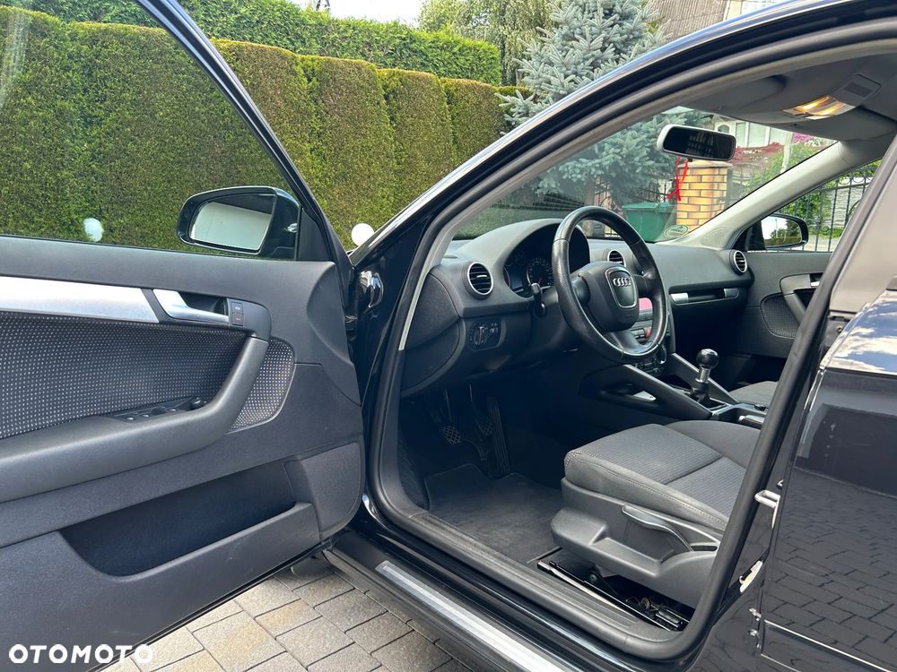 Audi A3 Sportback - 7