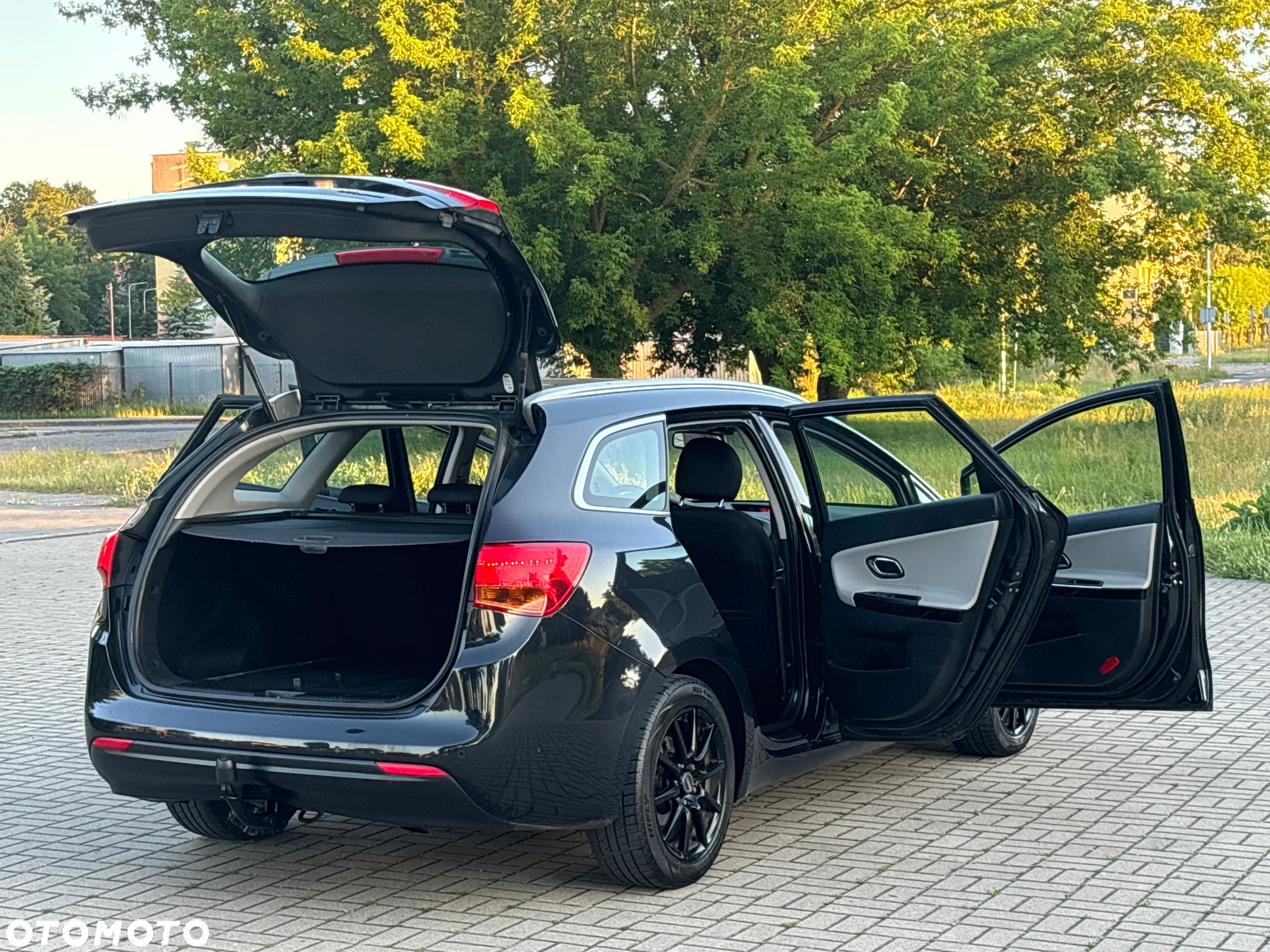 Kia Ceed - 16