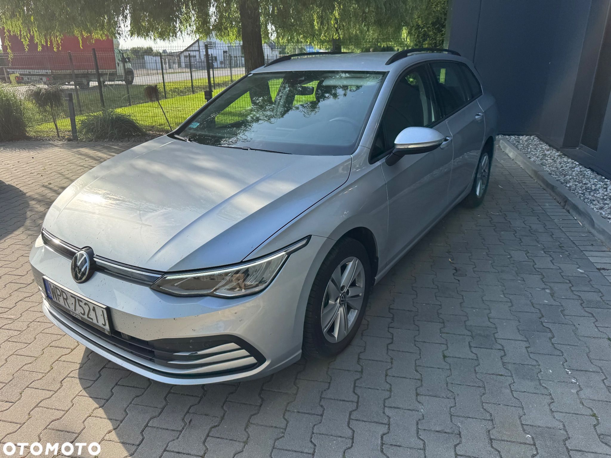 Volkswagen Golf VIII 2.0 TDI Life - 1