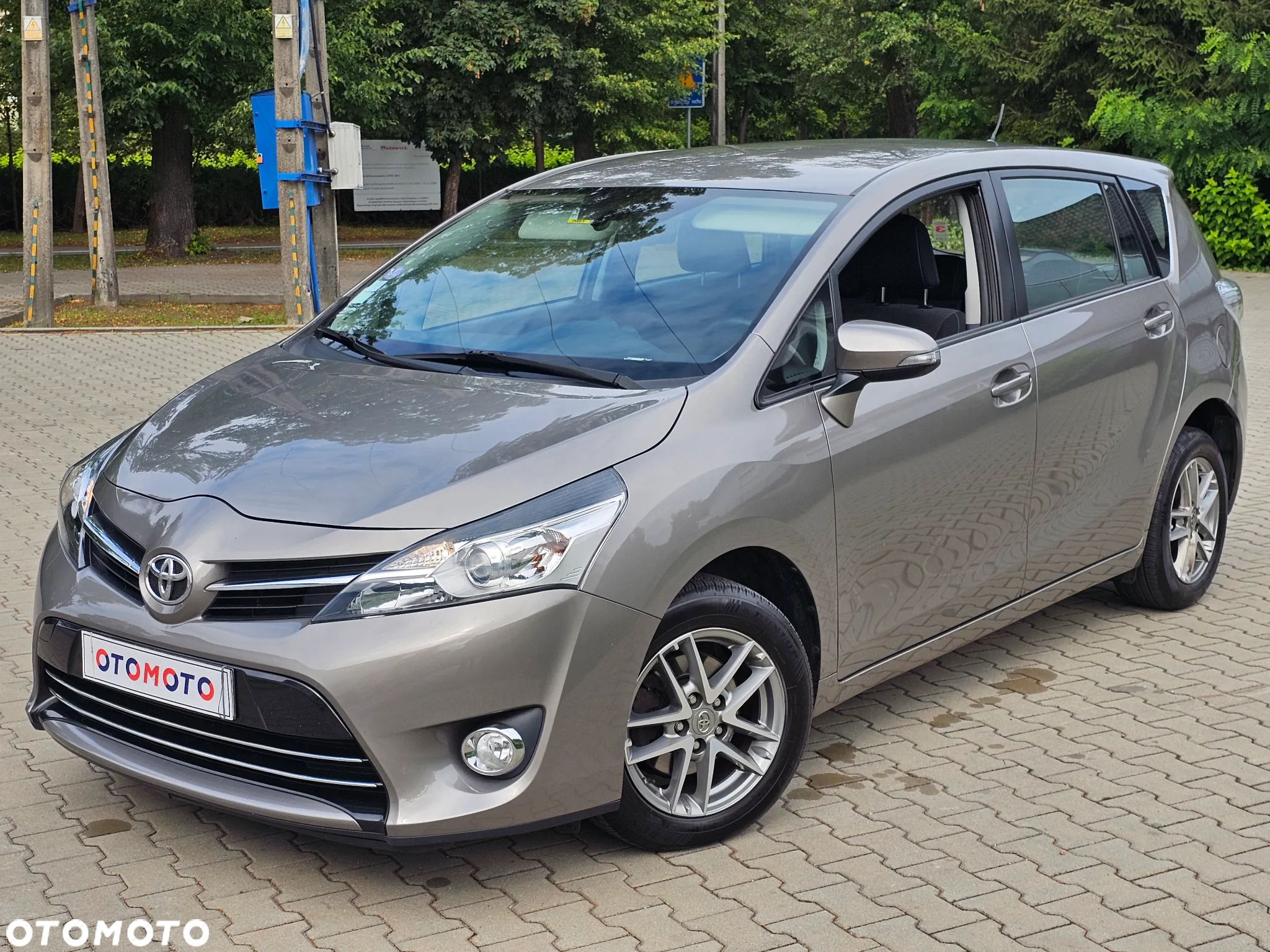 Toyota Verso 1.6 Active 7os EU6 - 3