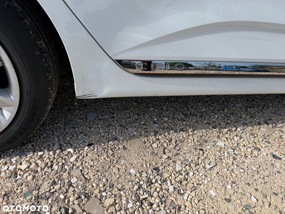 Renault Clio - 18