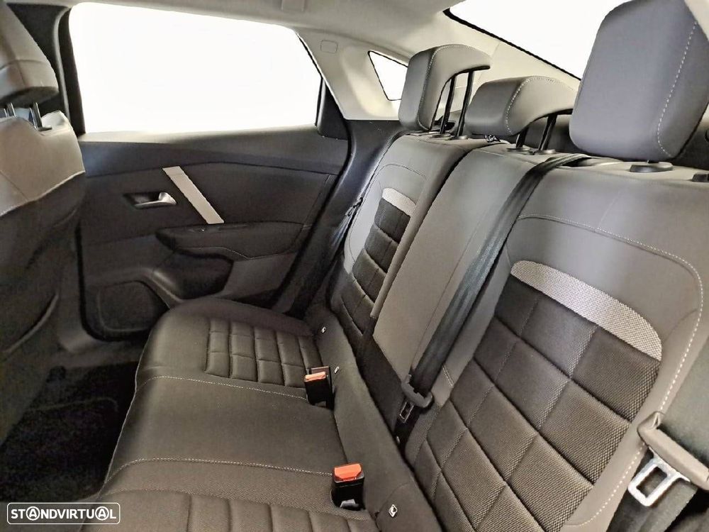 Citroën C4 X 1.2 Hybrid Plus e-DSC6 - 10