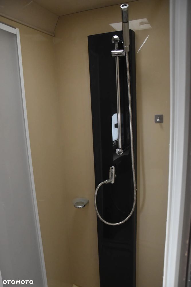 Ford CHAUSSON Titanium - 21