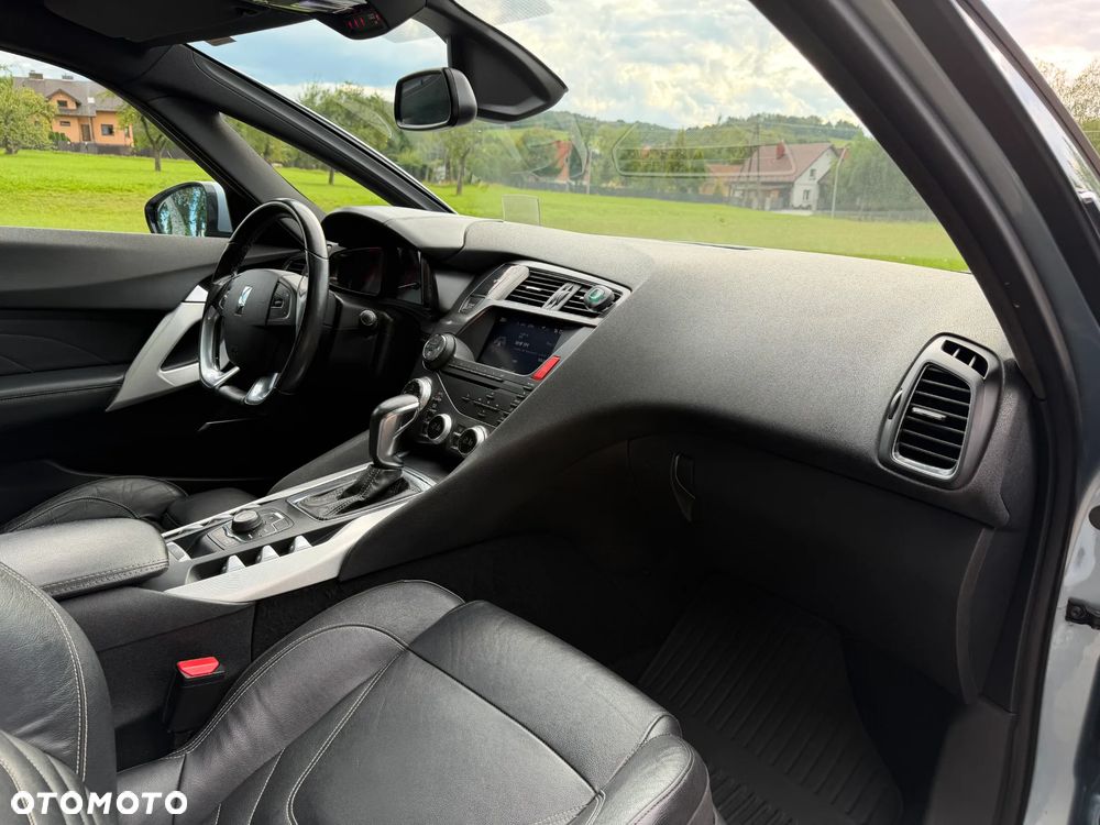 Citroën DS5 2.0 HDi SoChic - 12