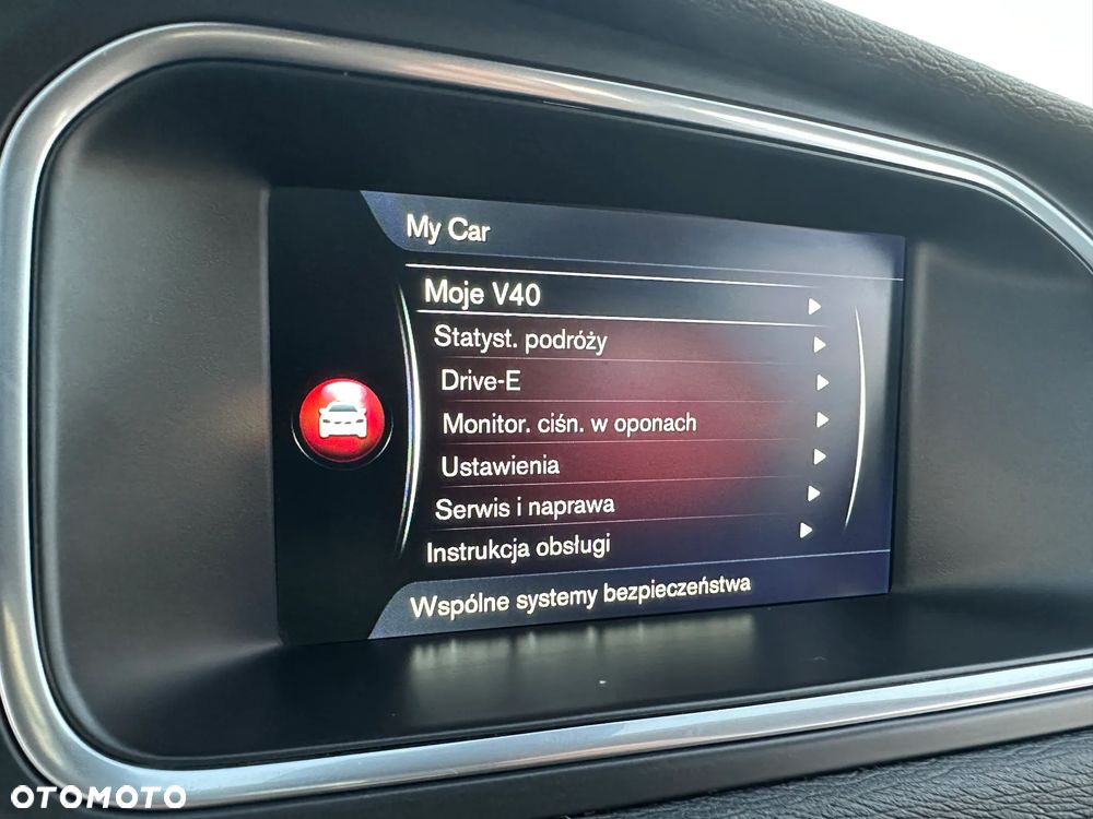 Volvo V40 Cross Country D2 Drive-E Ocean Race - 33