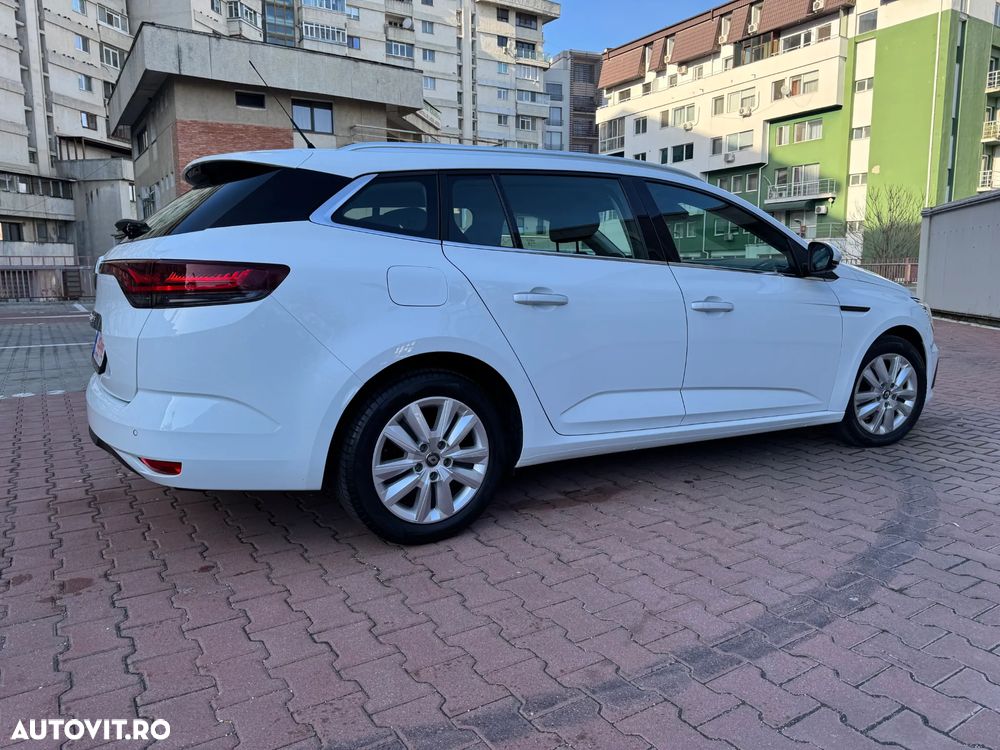 Renault Megane BLUE dCi 115 EDC Techno - 8