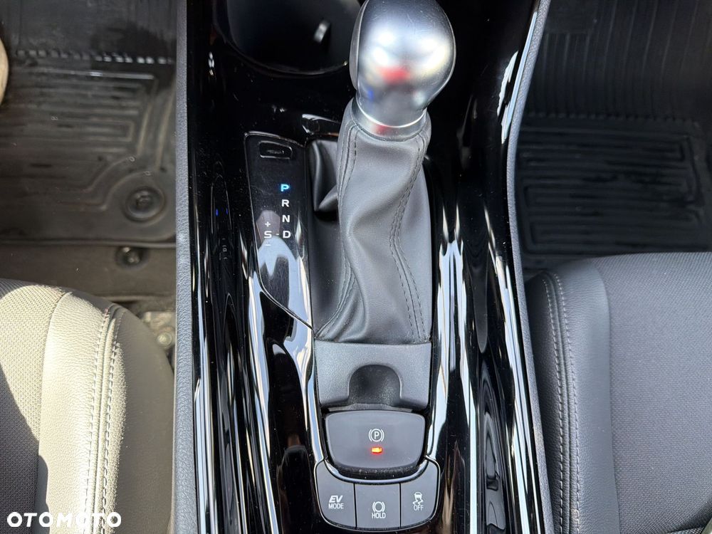 Toyota C-HR 2.0 Hybrid Style - 18