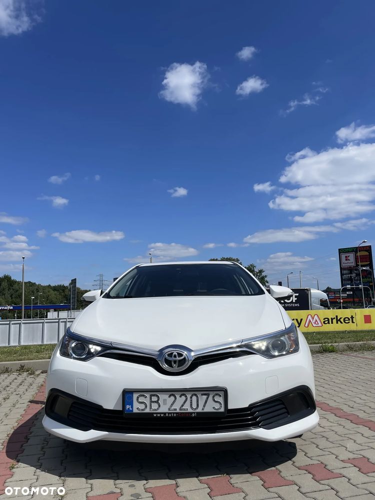 Toyota Auris 1.4 D-4D Comfort - 2