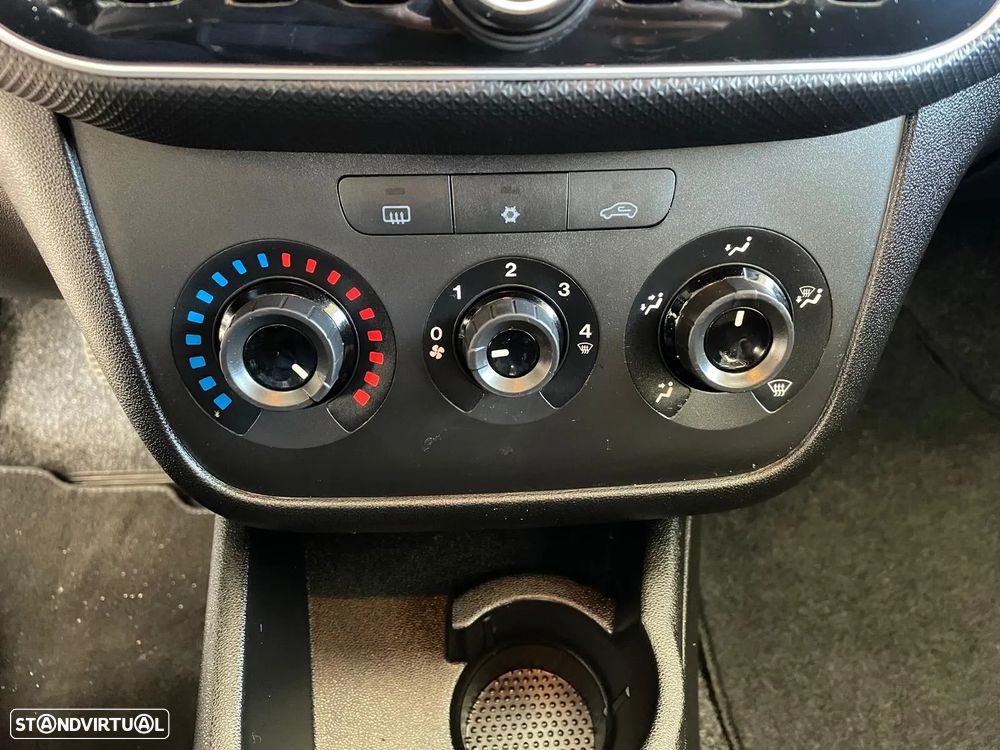 Fiat Punto 1.2 Lounge Start&Stop - 14