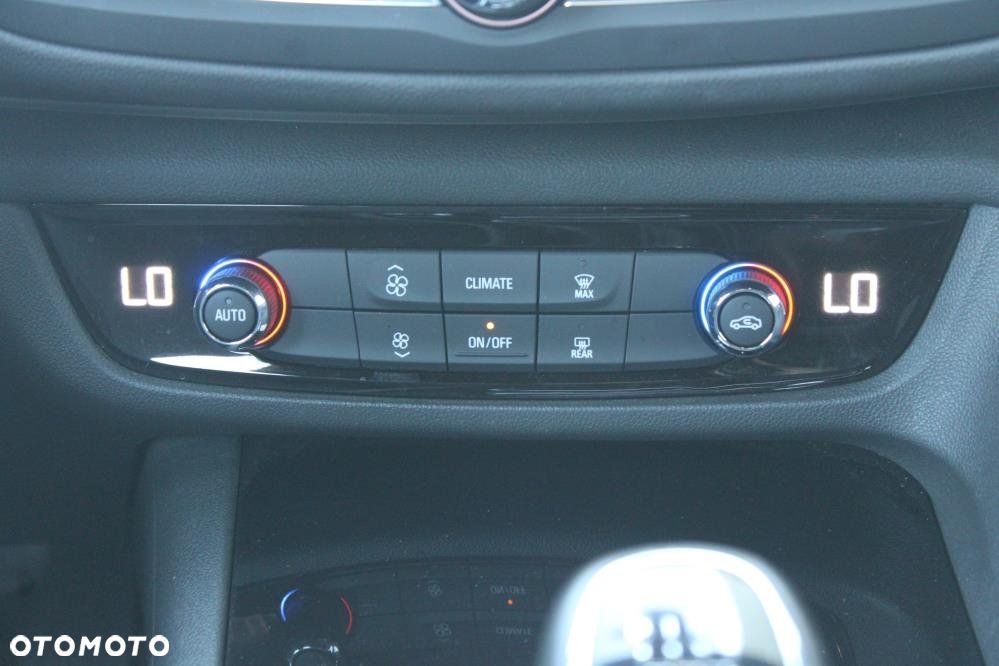 Opel Insignia - 17