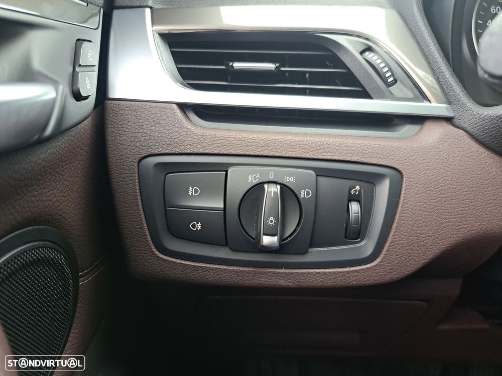 BMW X1 sDrive18d Aut. xLine - 23