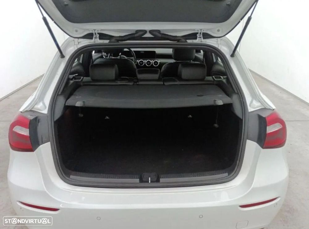 Mercedes-Benz A 180 d Progressive Aut. - 7