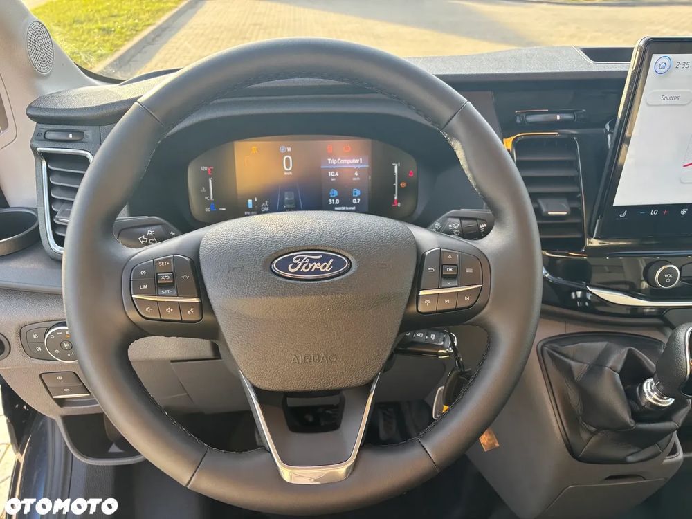 Ford Transit - 13