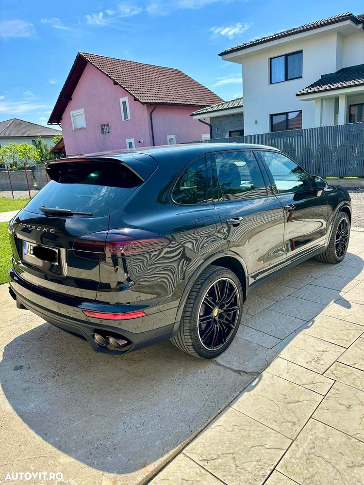 Porsche Cayenne Platinum Edition - 6
