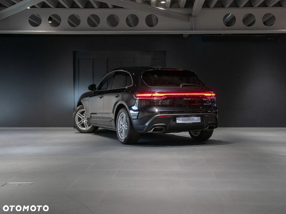 Porsche Macan Standard - 3