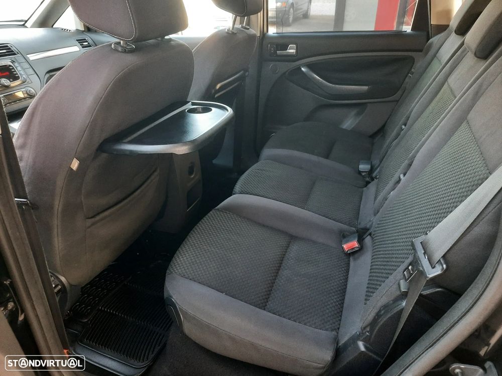 Ford C-Max 1.6 TDCi Titanium - 36