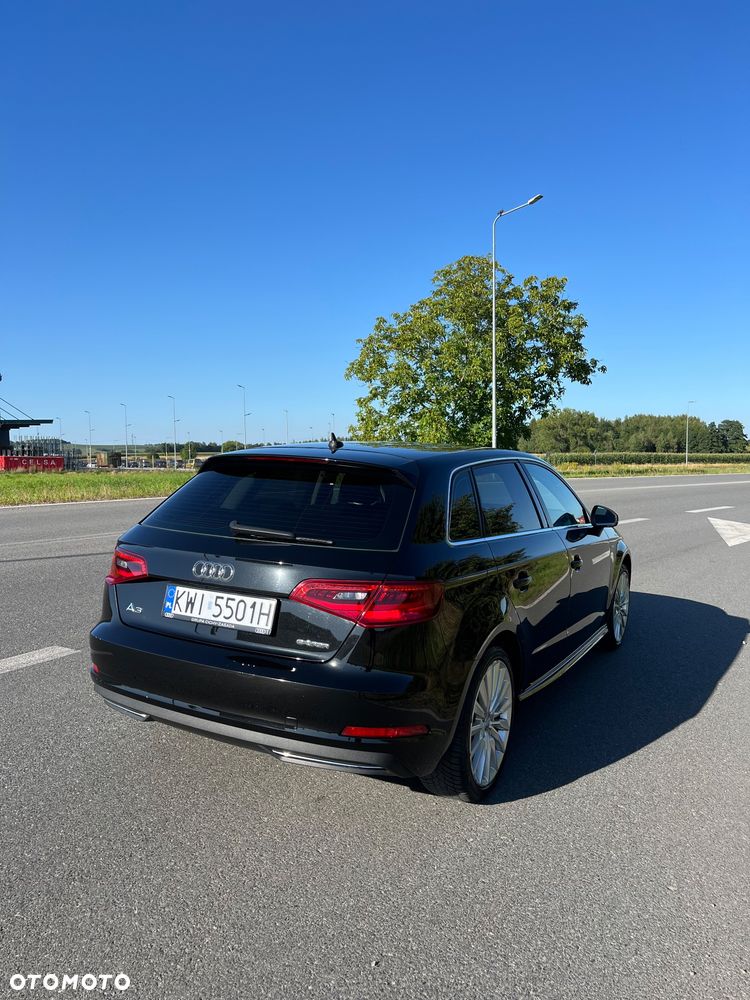 Audi A3 Sportback - 3
