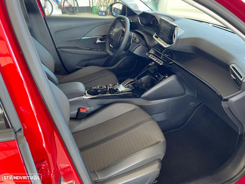 Peugeot 208 1.2 PureTech Allure Pack EAT8 - 20