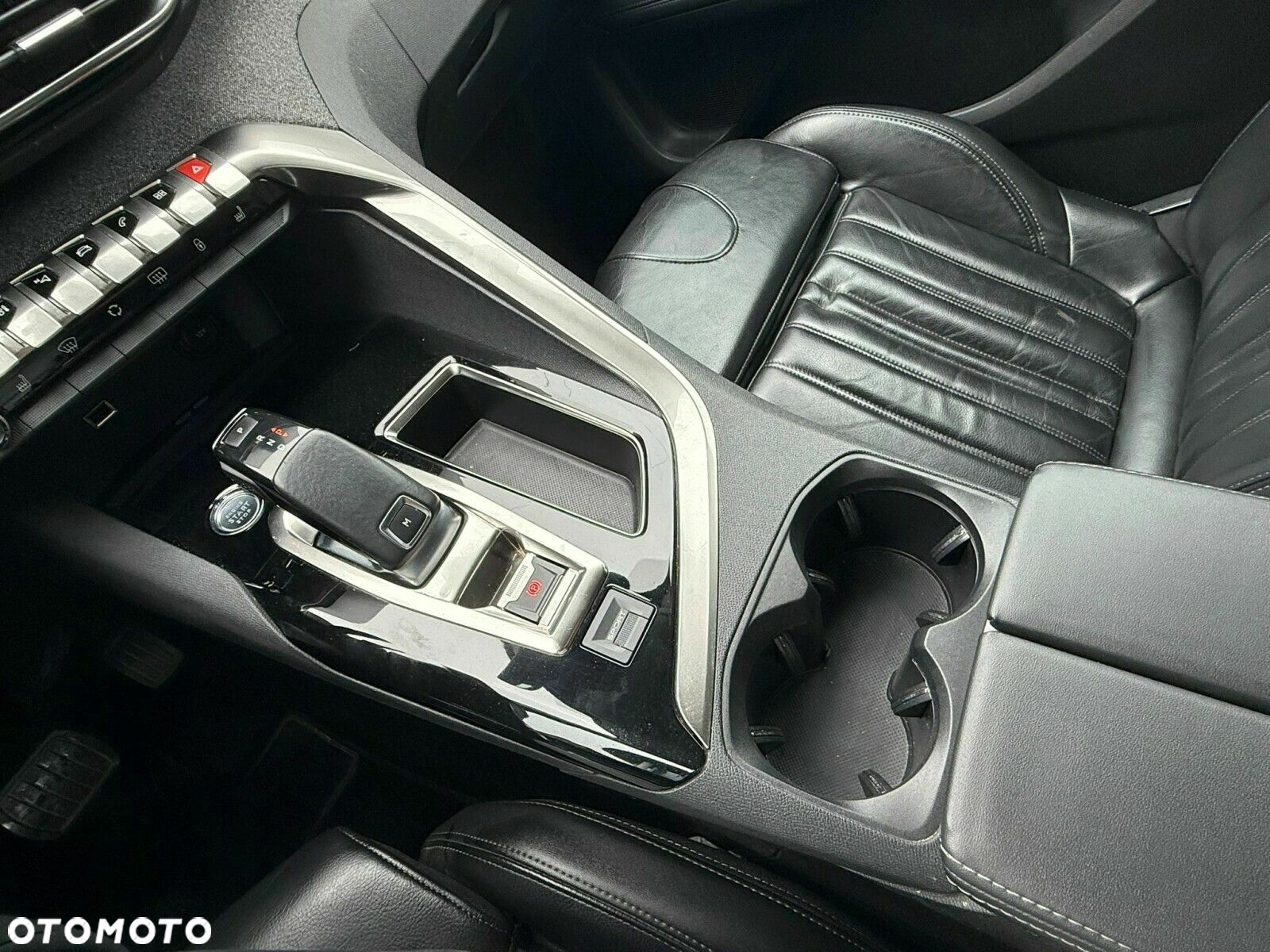 Peugeot 5008 - 25