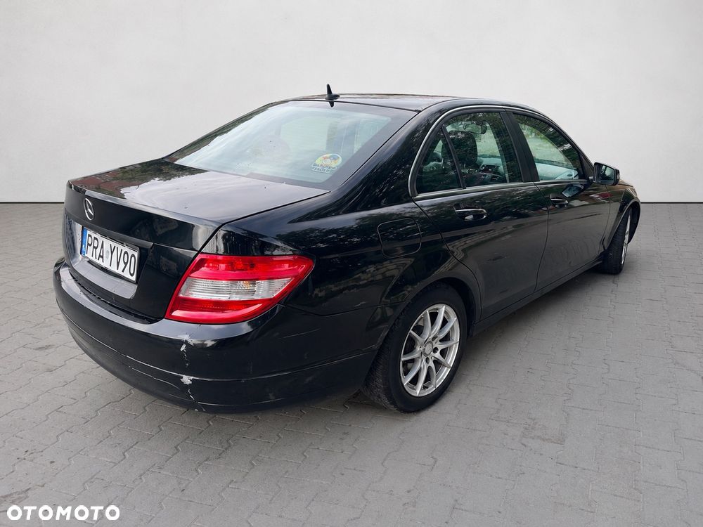 Mercedes-Benz Klasa C - 2