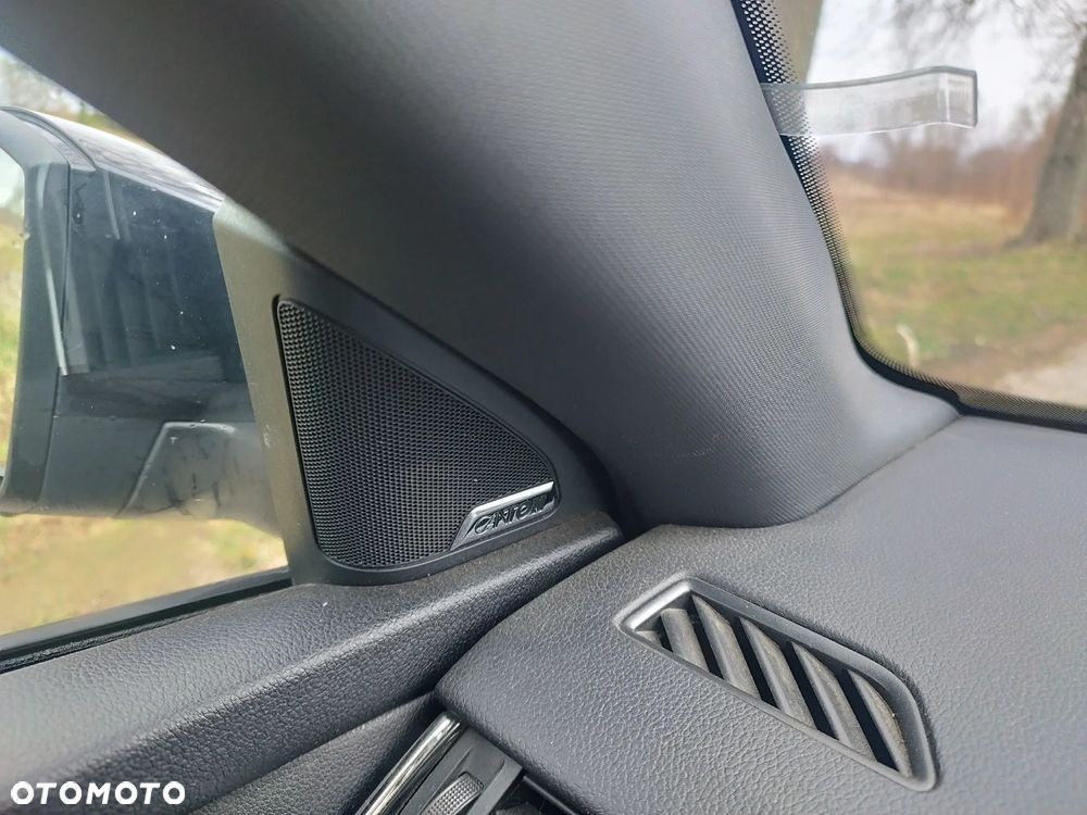 Skoda Octavia 2.0 TDI RS DSG - 8