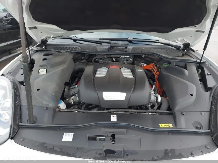 Porsche Cayenne - 10