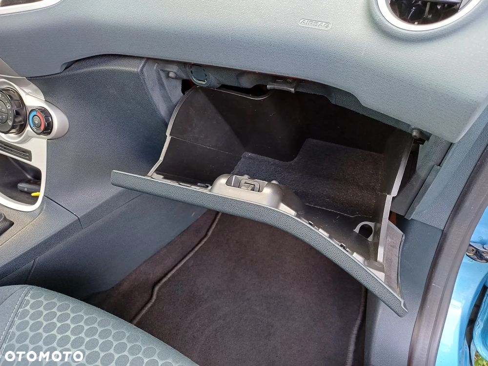 Ford Fiesta 1.4 Titanium - 24