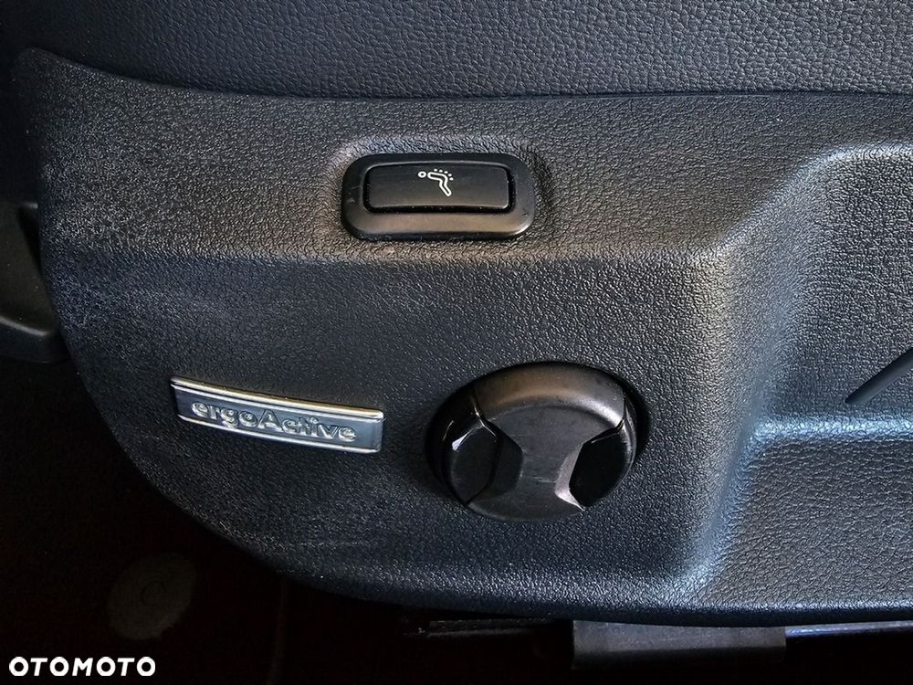 Volkswagen Golf Variant - 28