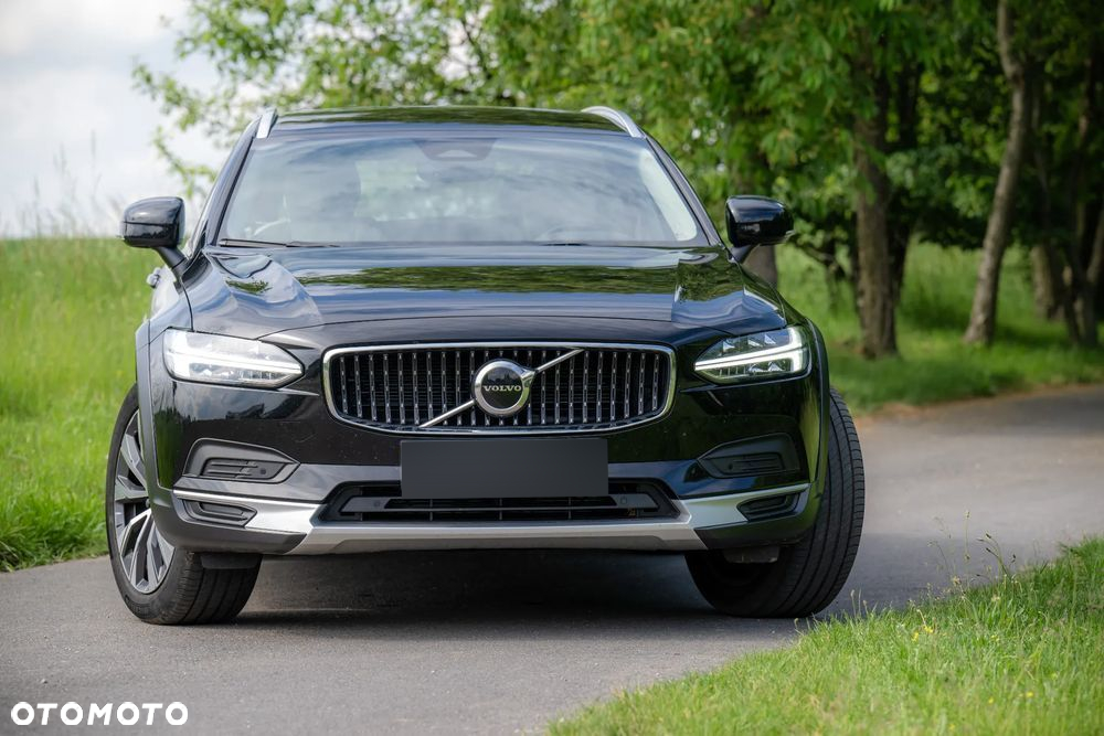 Volvo V90 Cross Country - 3