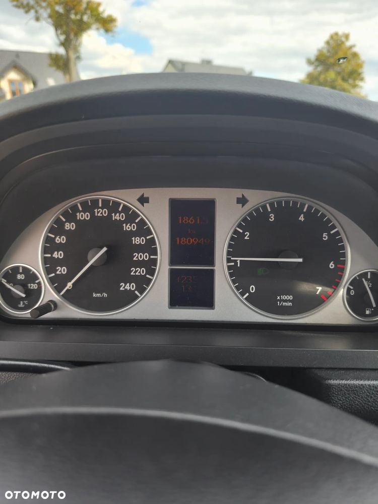 Mercedes-Benz Klasa B 160 BlueEff EU5 - 12