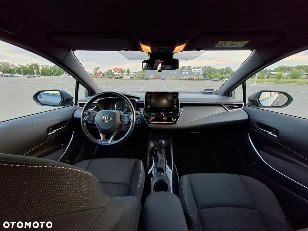 Toyota Corolla 1.8 Hybrid Comfort - 9