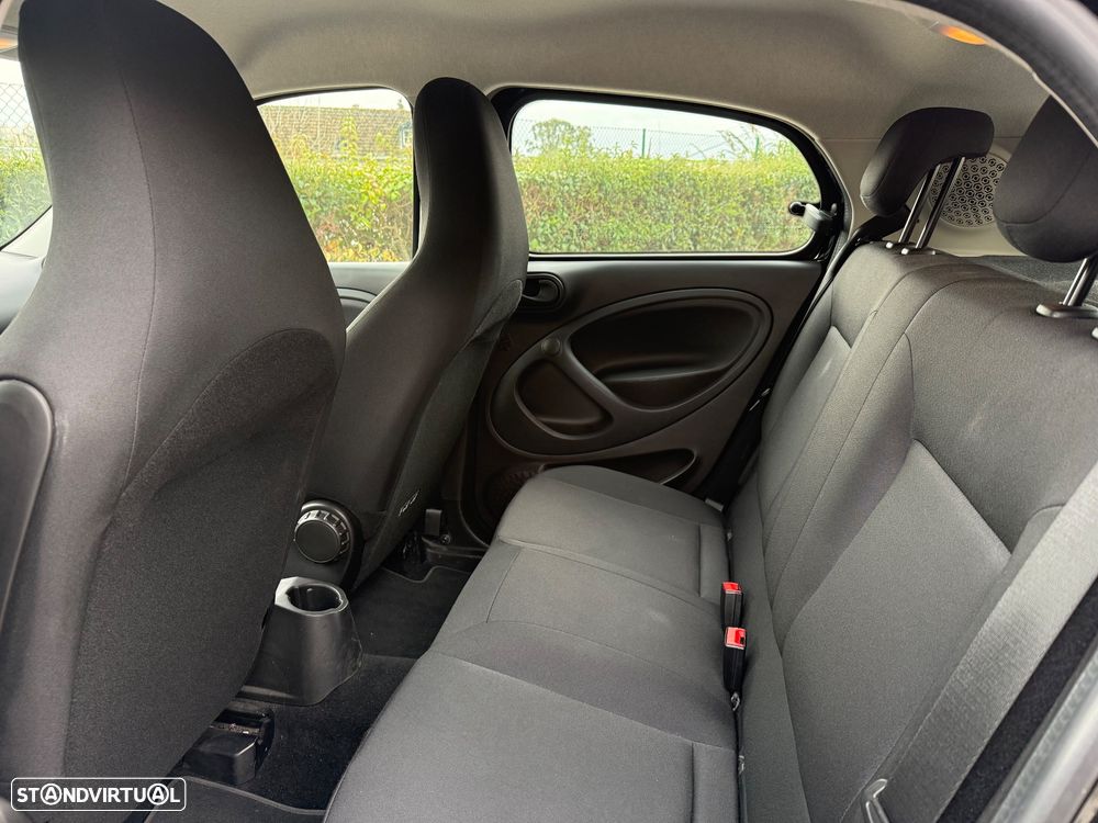 Smart ForFour EQ - 13