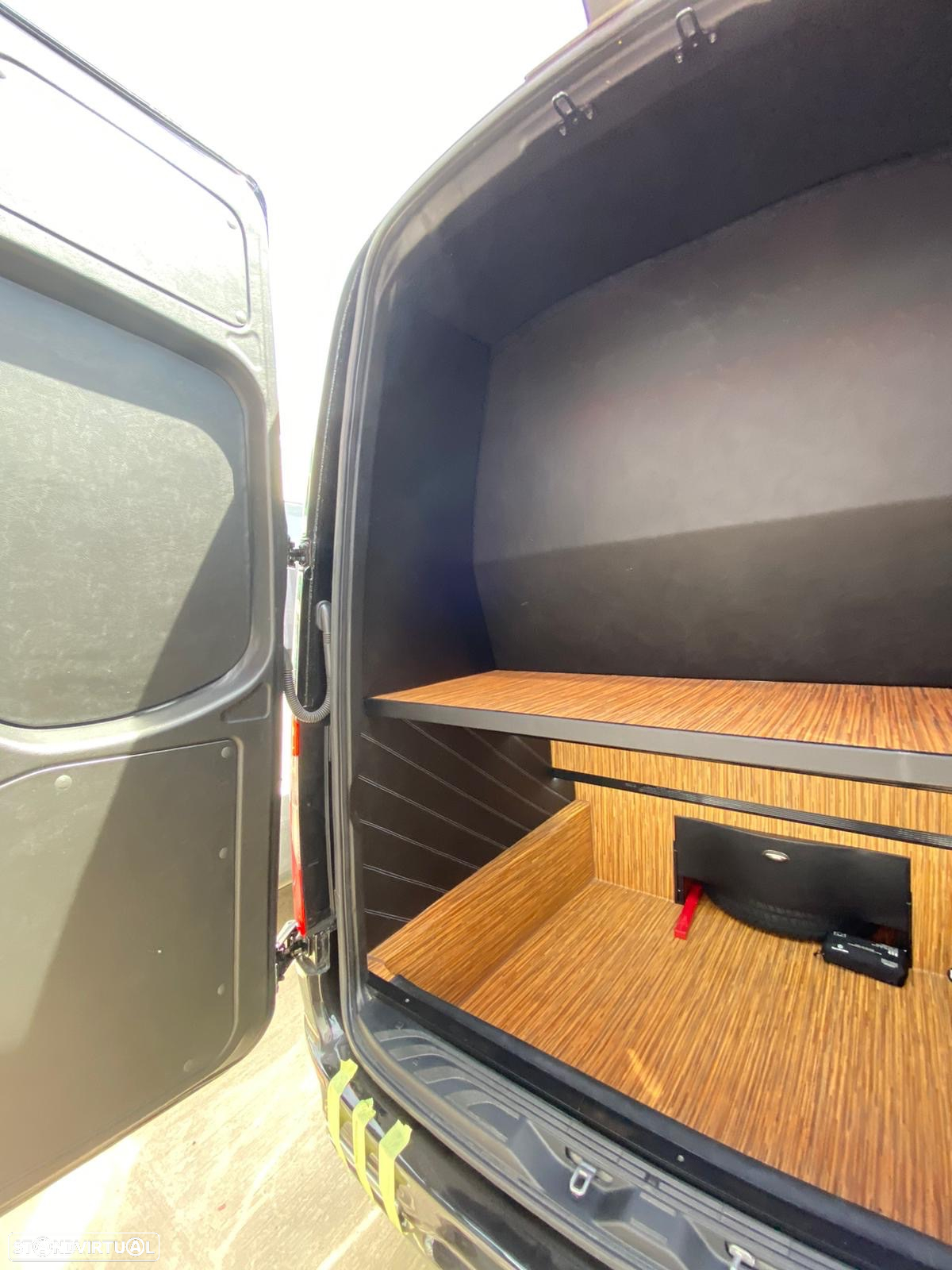 Mercedes Benz Sprinter 519 - 30
